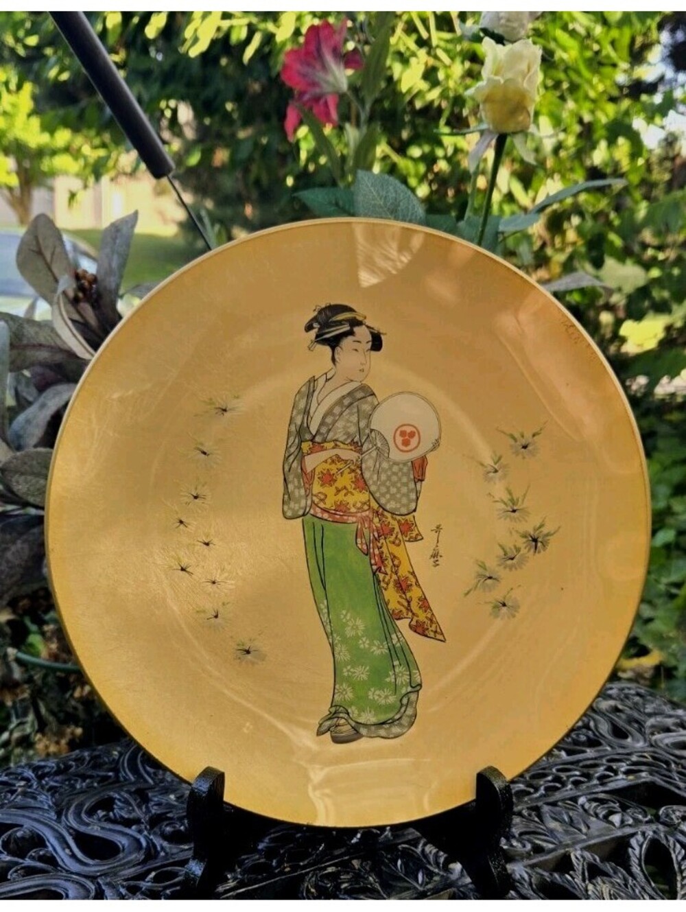 House of Kano-Giyaman Japan "Chrysanthemum Maiden" Plate Golden Plate Series COA